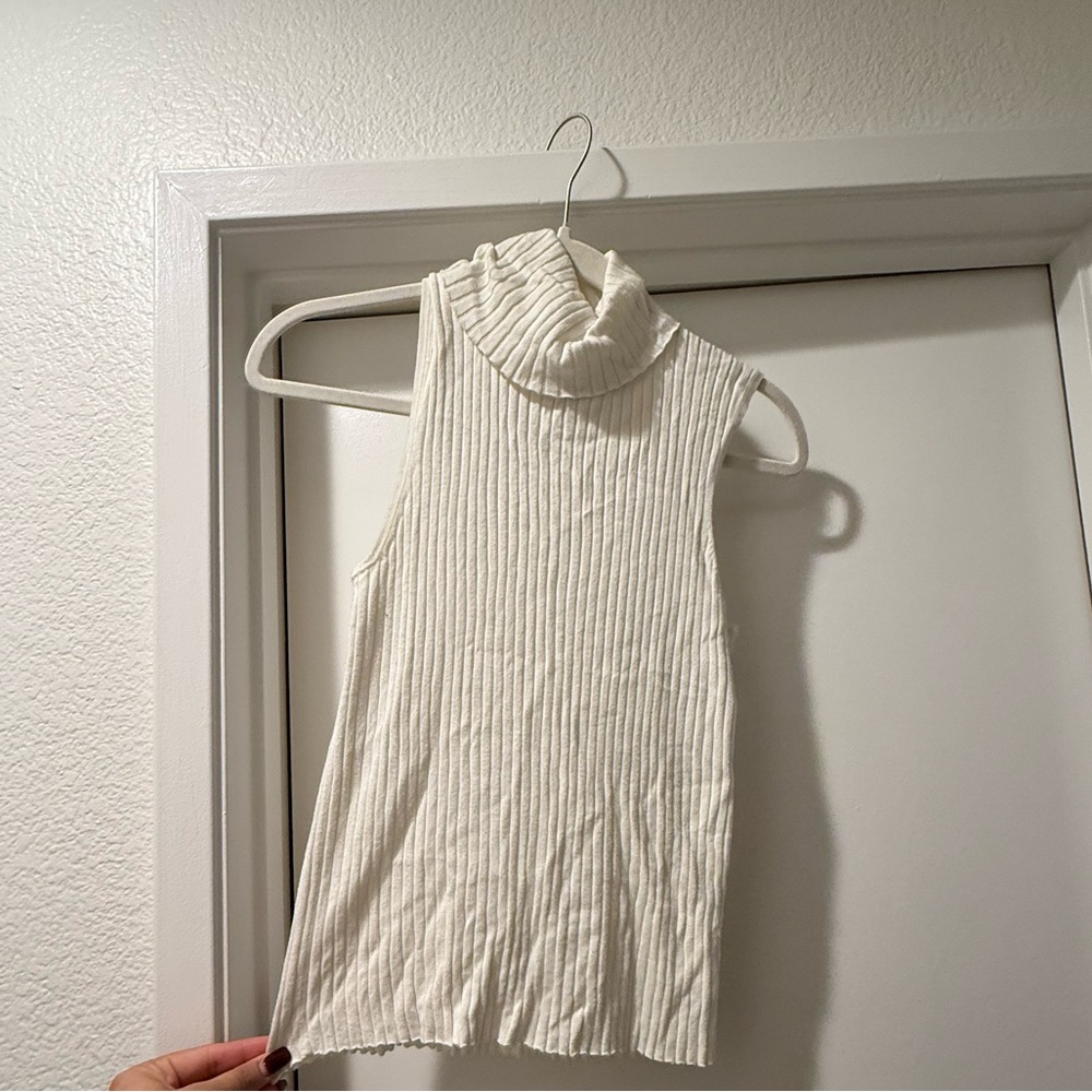 Express Ribbed Sleeveless Turtleneck Top - White
